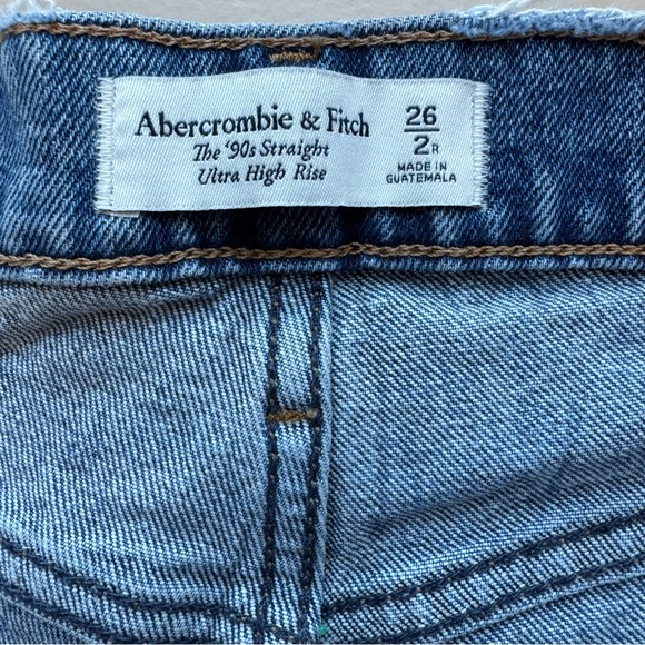 Abercrombie & Fitch Ultra High Rise 90s Straight Jean Size 26 2 - Picture 10 of 10